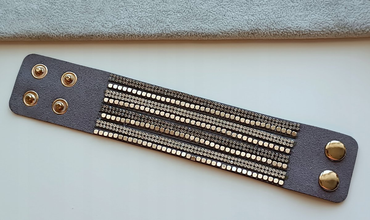 SZARA PIĘKNA EFEKTOWNA SZEROKA POPIELATA BRANSOLETKA CYRKONIE NA ZATRZASK