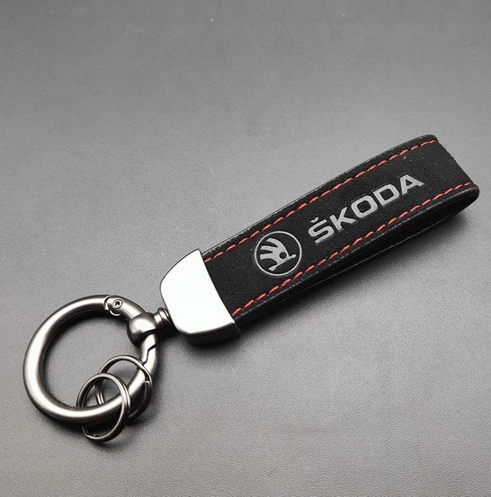 SKODA BRELOK samochodowy SKODA BRELOCZEK do kluczy SMYCZKA Škoda