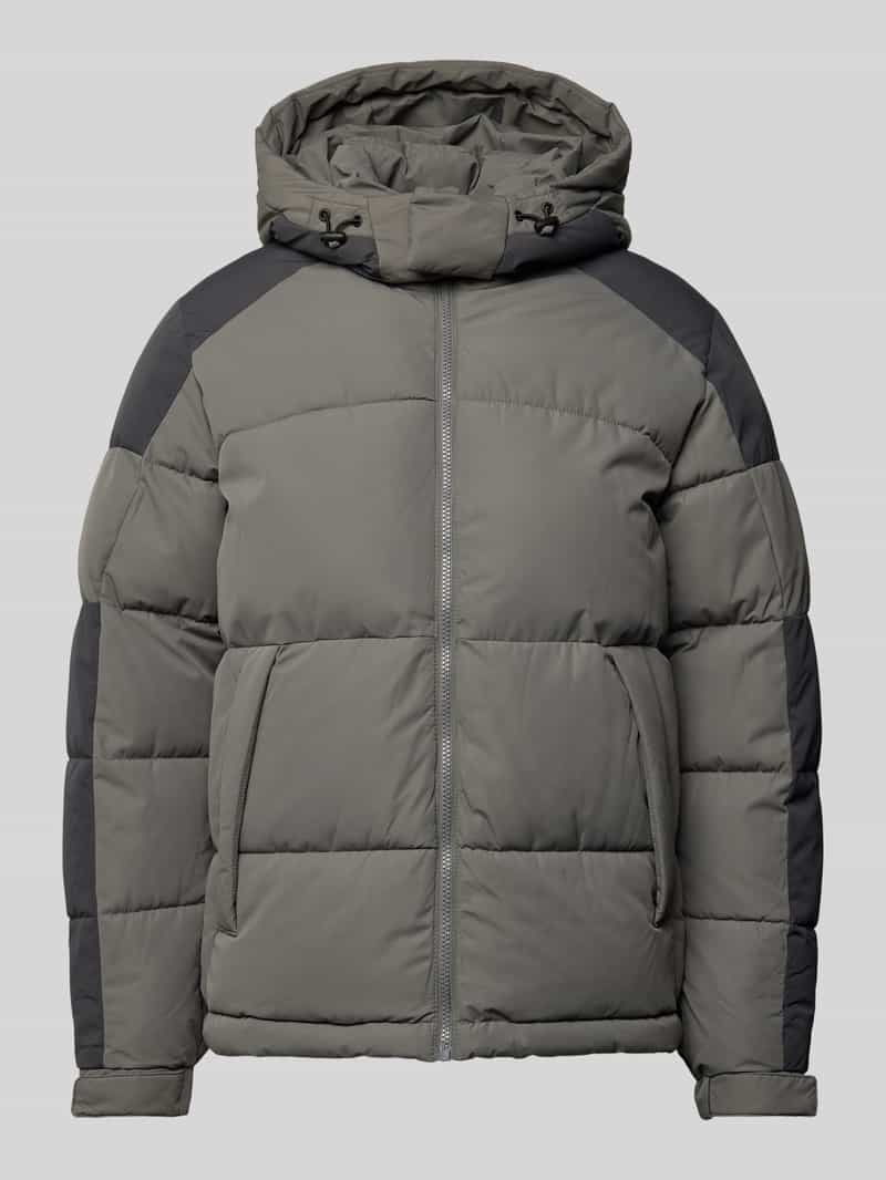 Kurtka pikowana z kapturem model ‘AERO’