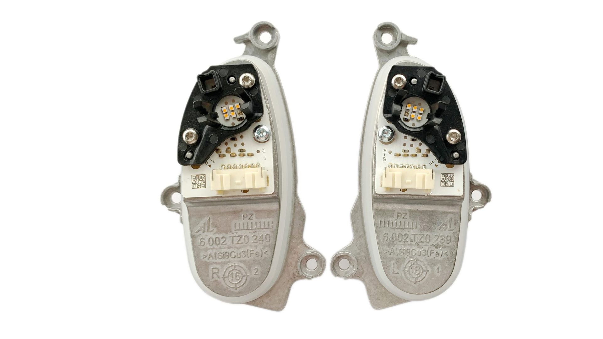 2X NOWY OE MODUŁ LED KIERUKOWSKAZ PRAWY + LEWY BMW X3 M F97 G01 X4 M F98 G02 63117466110 + 63117466109