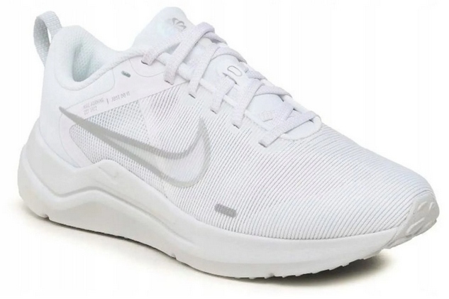 Buty Nike do biegania męskie na trening na siłownie lekkie R. 44