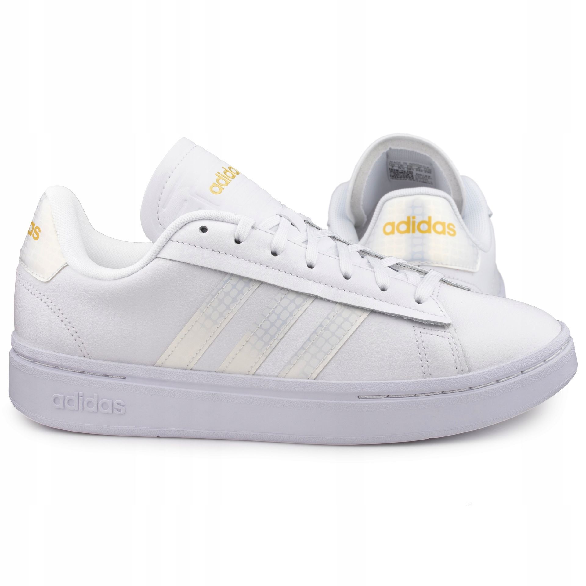 Buty damskie sportowe Adidas Grand Court Alpha HQ6600 Skóra