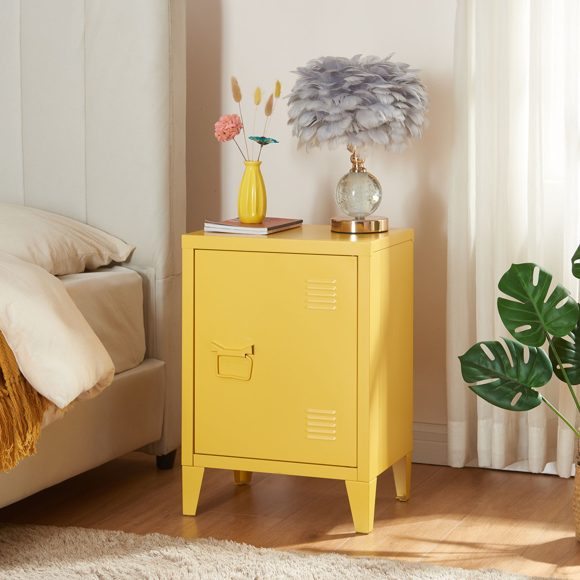 Szafka nocna 'Inari' z uchwytem do drzwi lewa stal 57 x 40 x 30 cm Żółta