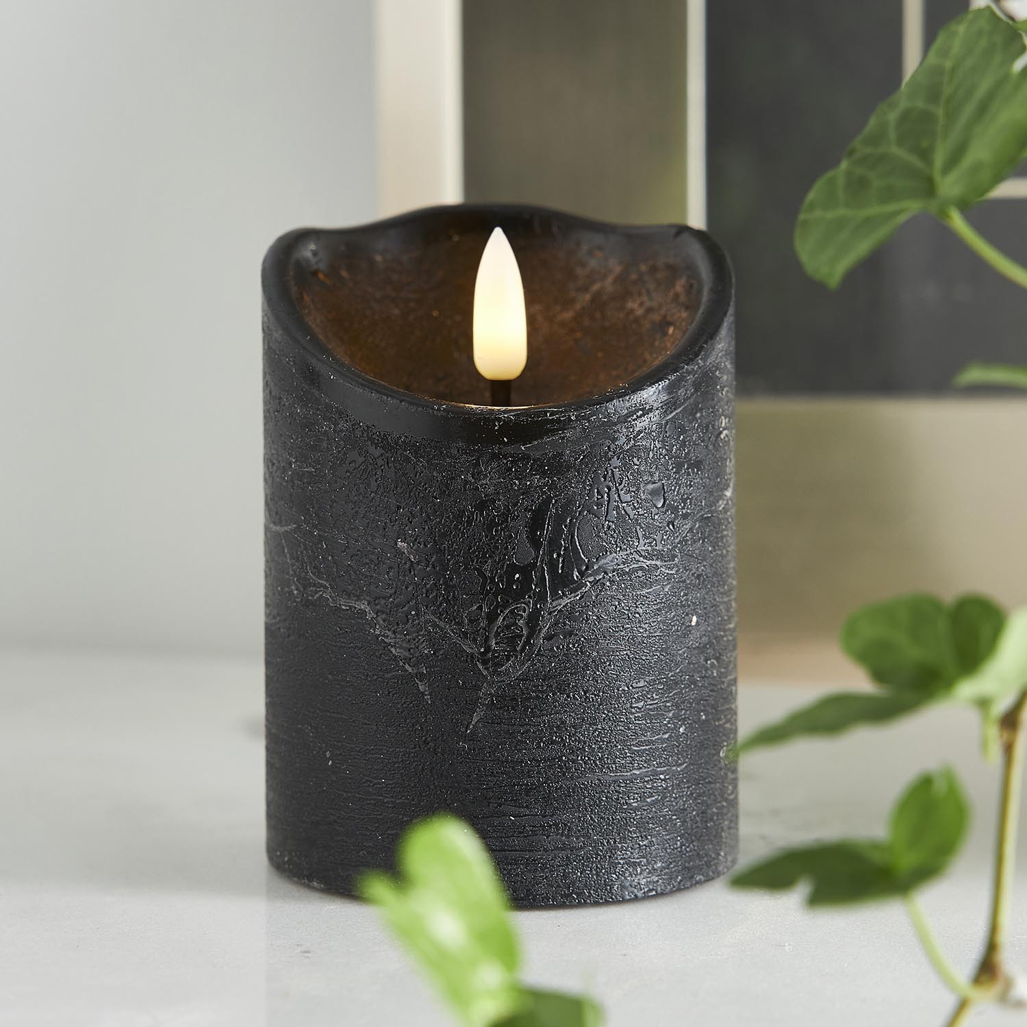 Świeca Led woskowa pieńkowa FLAMME RUSTIC czarna 10cm