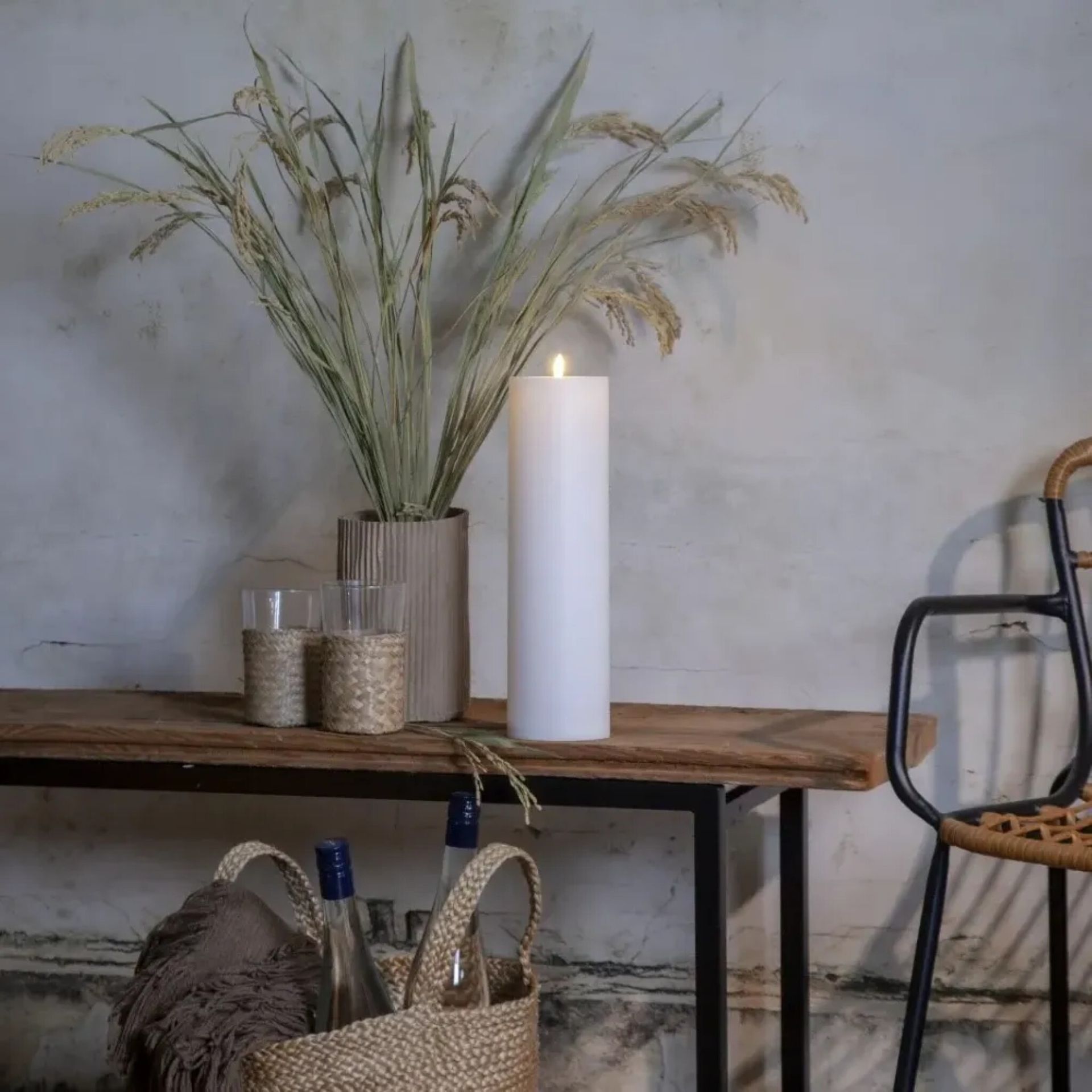 Szwedzka Świeca LED FLAMME RAK, Biała, 37,5 cm, Migoczący Płomyk, Timer, Czujnik Zmierzchu, IP44, Do Wnętrz i Ogrodu