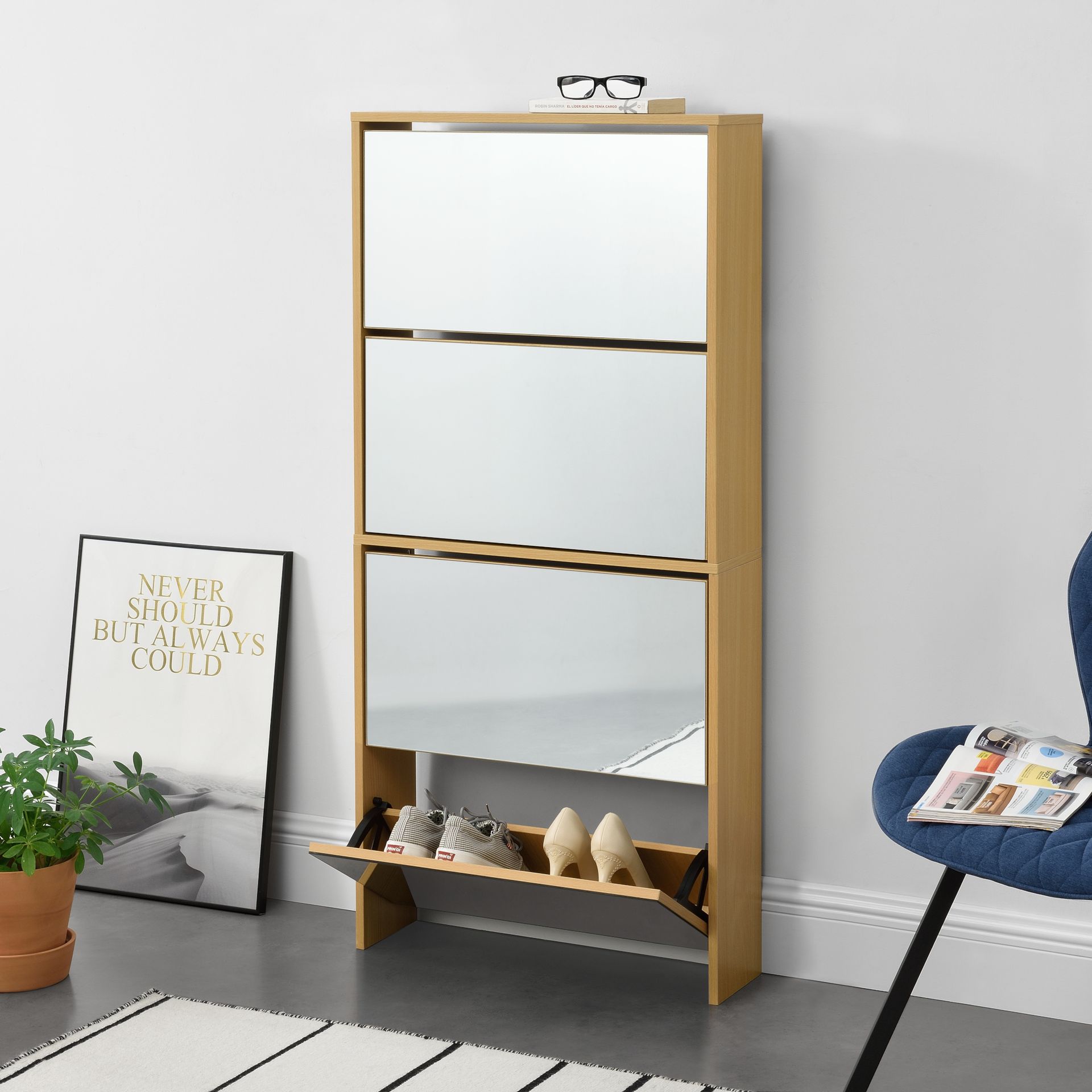Szafka na buty 'Vogar' z 4 lustrzanymi drzwiami na 12 par butów 134 x 63 x 17 cm w kolorze dębu