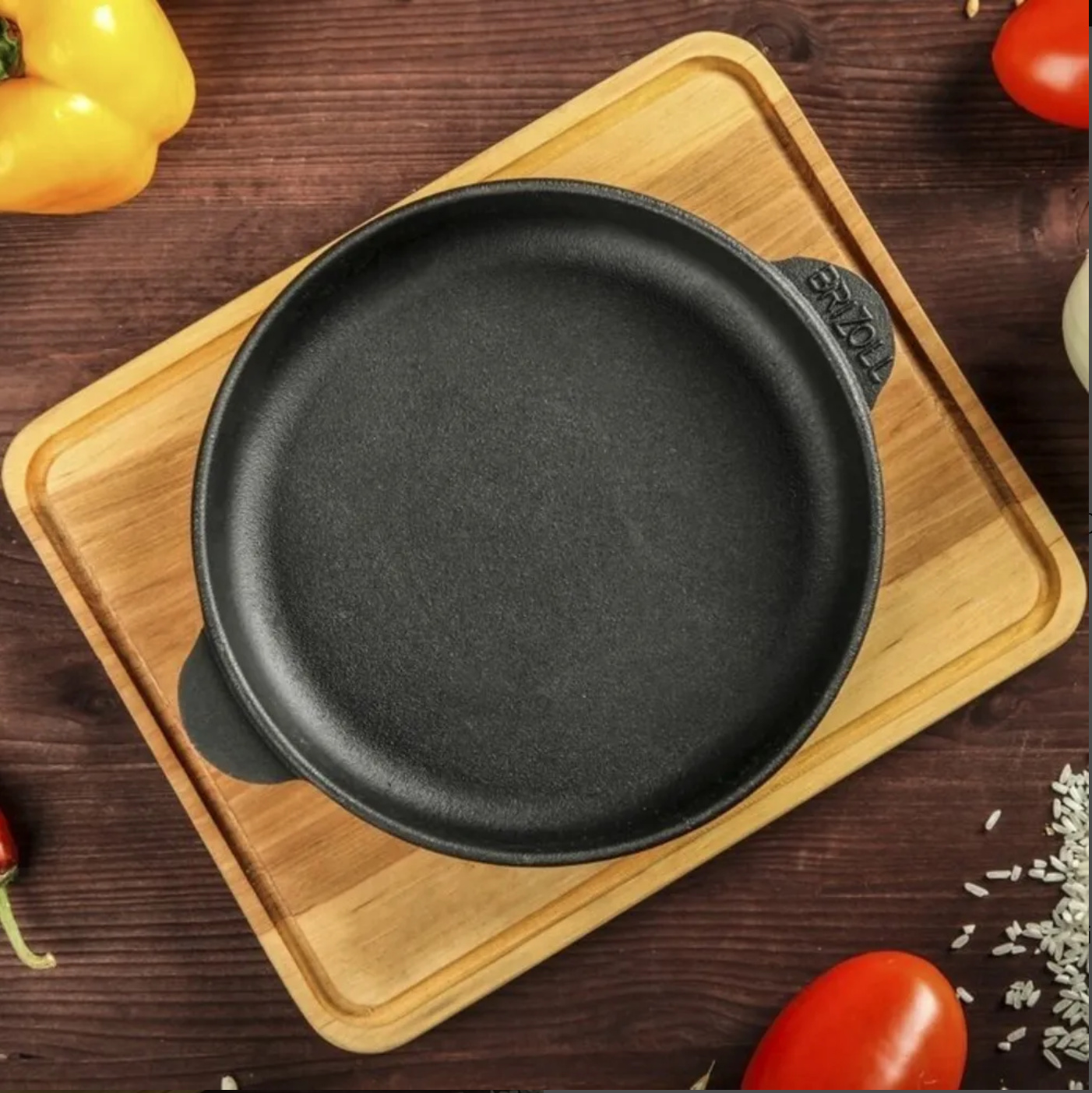 Okrągła żeliwna patelnia z tacką 16 cm