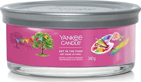 Świeca aromatyczna Signature tumbler medium Art In the Park 340 g
