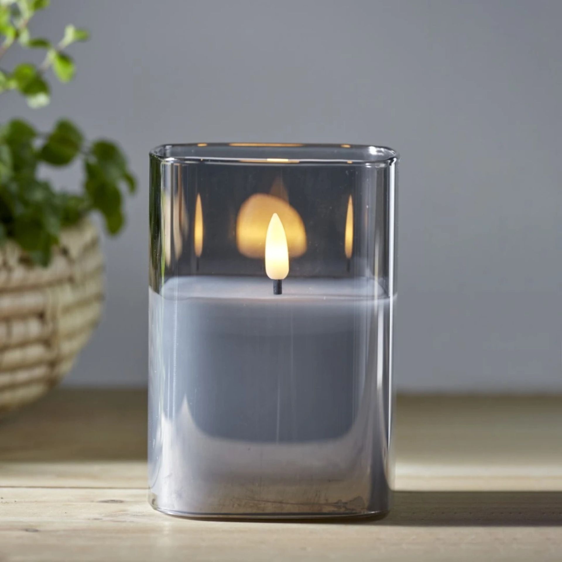 Świeca Led szklana woskowa FLAMME GLASS czarna 12,5cm
