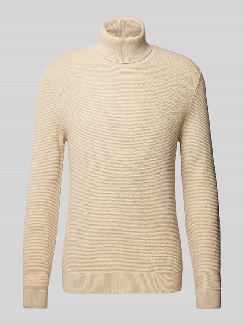 Sweter z dzianiny z golfem