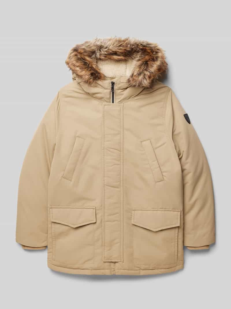 Parka z kieszeniami z patką