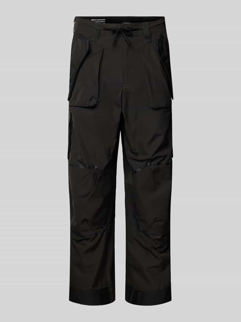 Spodnie cargo o kroju relaxed fit z kieszeniami z patką