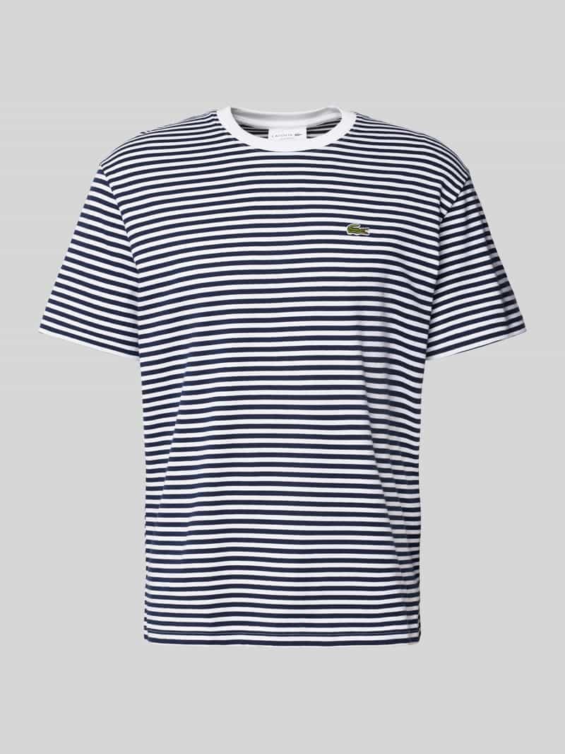 T-shirt z wyhaftowanym logo