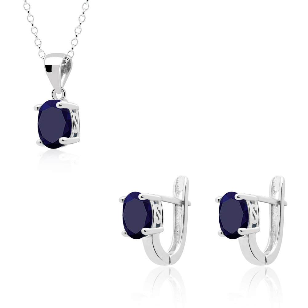 Komplet srebrny ozdobiony z naturalnymi szafirami w ażurowej oprawie