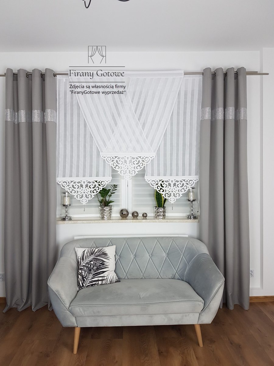 Zasłona na przelotkach zdobiona cyrkoniami- jasnoszara, elegancka zasłona do salonu