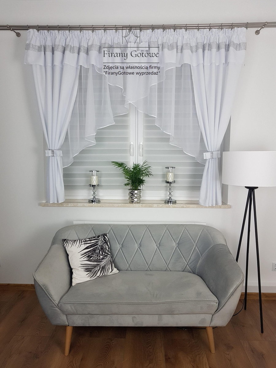 Firana gotowa z zasłonami i lambrekinem- biała, eleganckie firanki do salonu gotowe