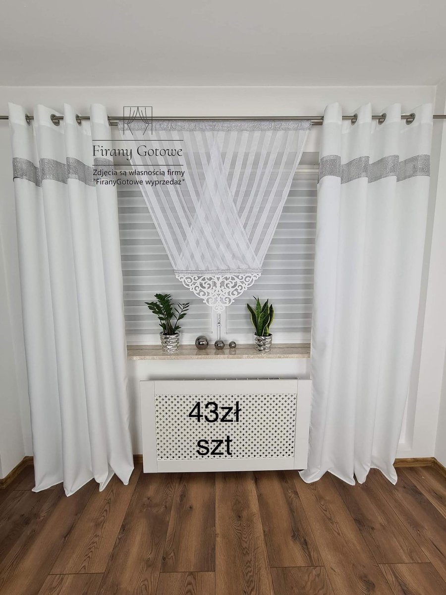 Zasłona na przelotkach zdobiona cyrkoniami- biała, zasłona dekoracyjna