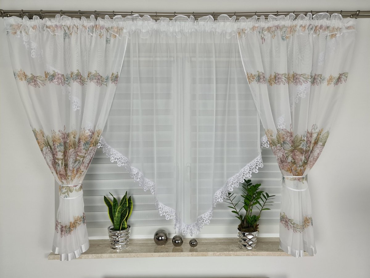 Firana w kwiaty,eleganckie firanki do pokoju gotowe
