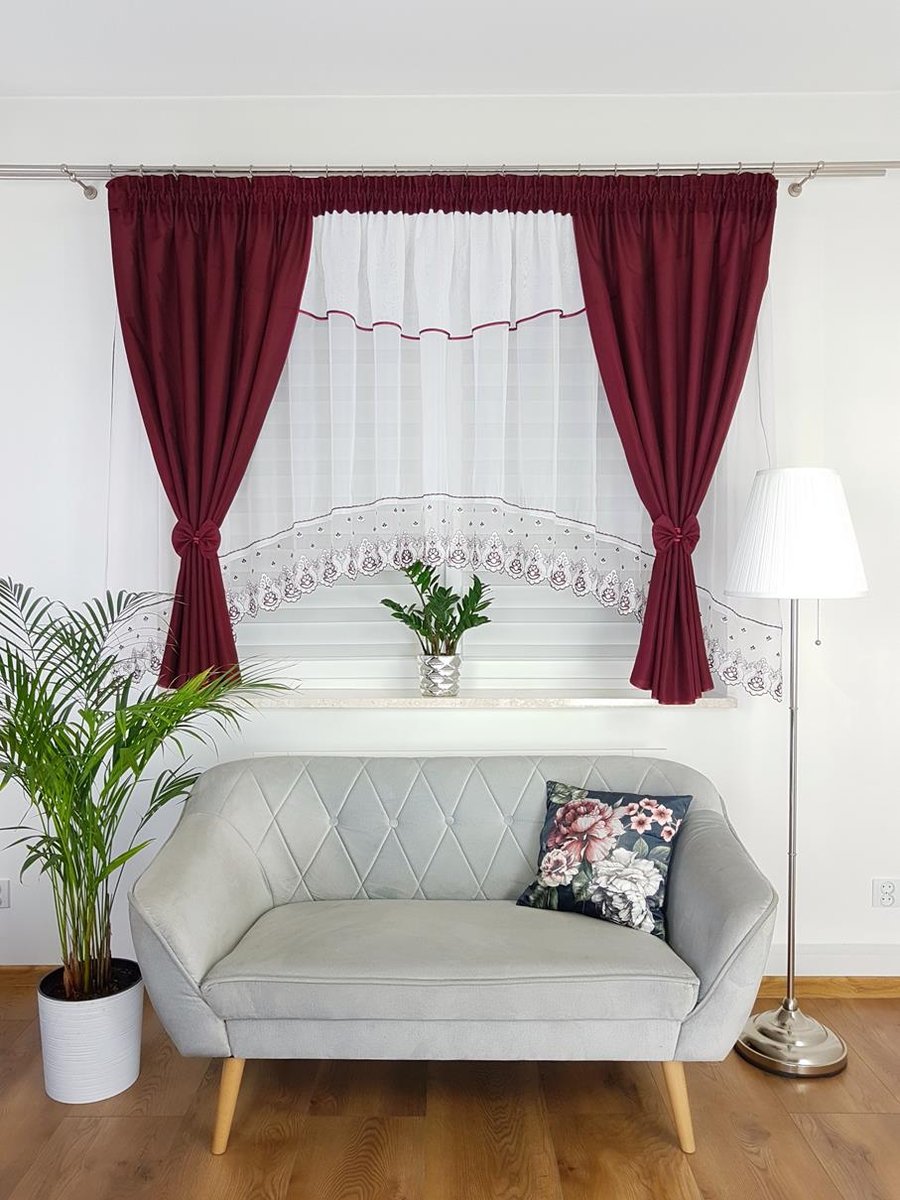 Firana gotowa z zasłonami ozdobiona lambrekinem- bordowa, firanki na taśmie
