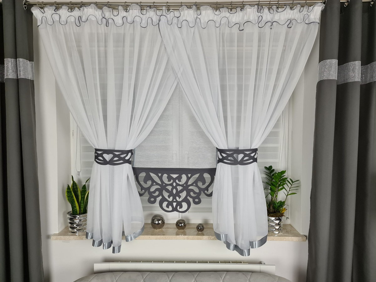 Firanka z panelem- szara, firana panele, firana do salonu