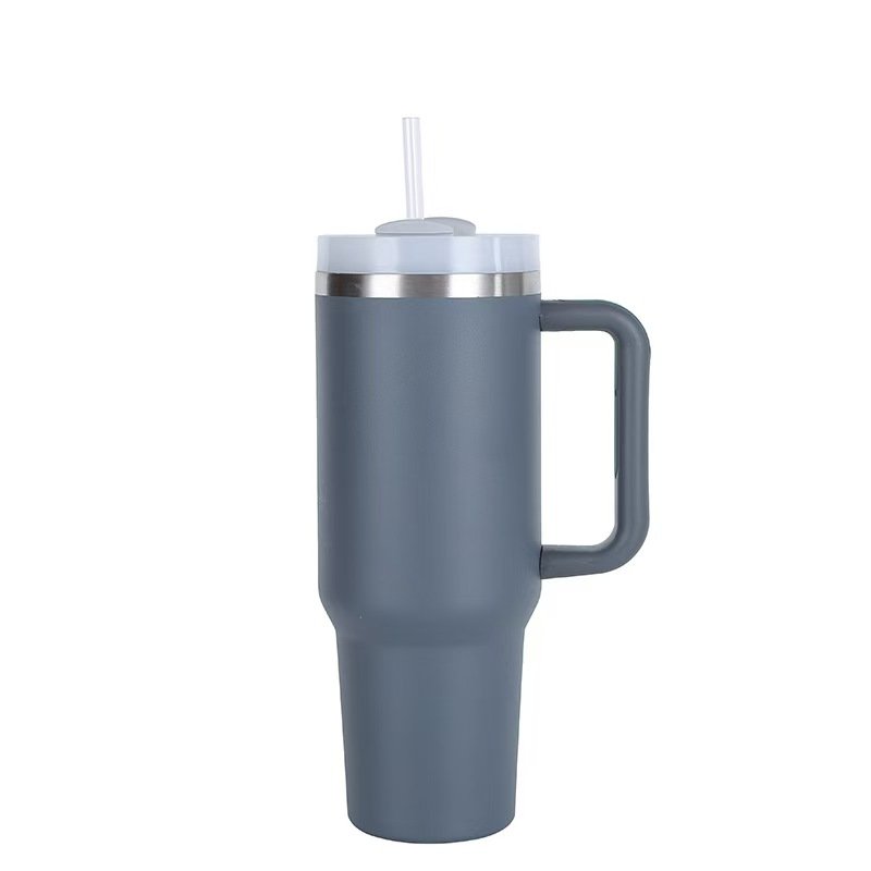KUBEK TERMICZNY ZE SŁOMKĄ 1200ML KUBEK TERMICZNY ZE SŁOMKĄ CIEMNY SZARY
