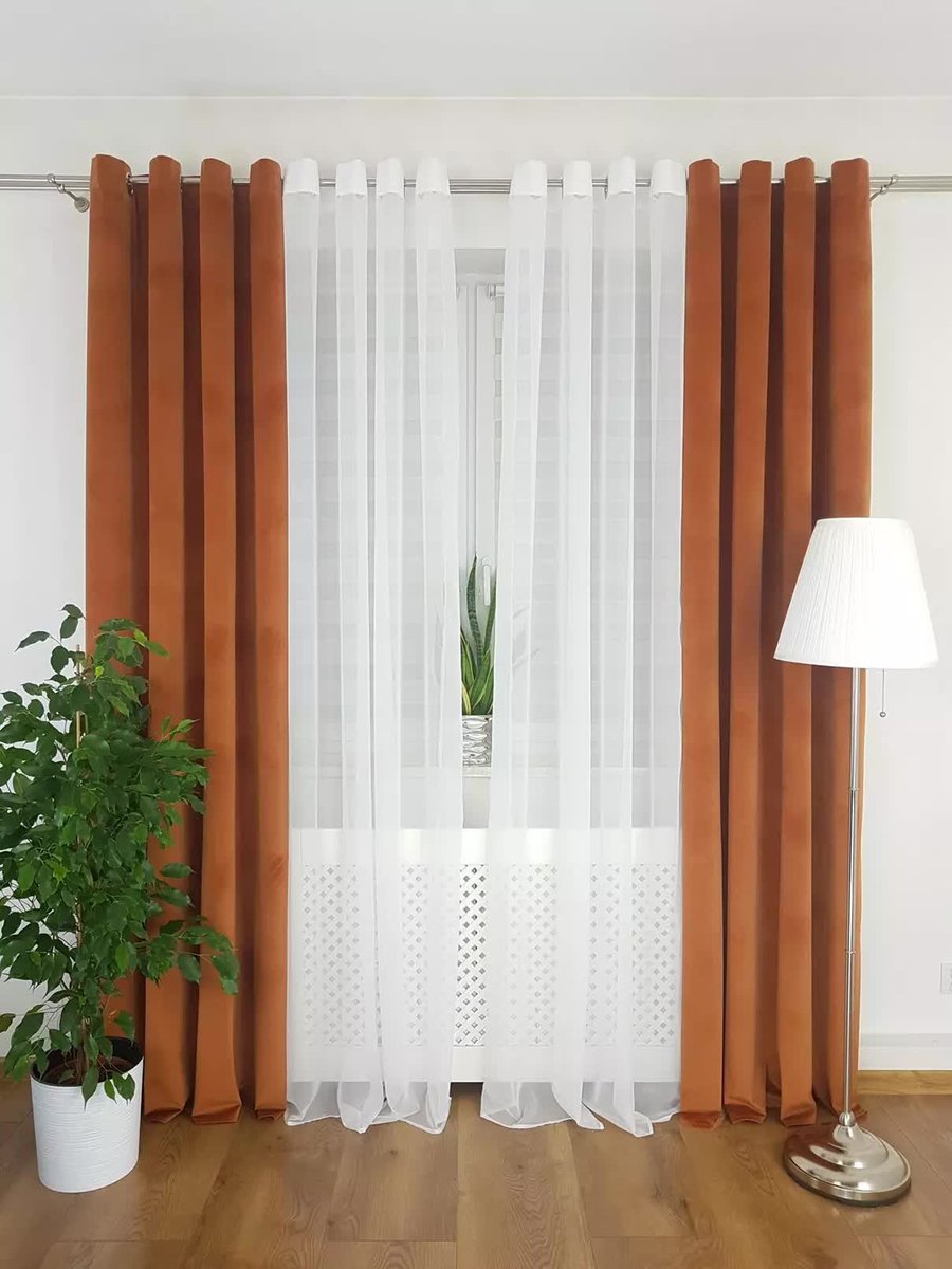 Zasłona welurowa - ruda, zasłony ma przelotkach salon