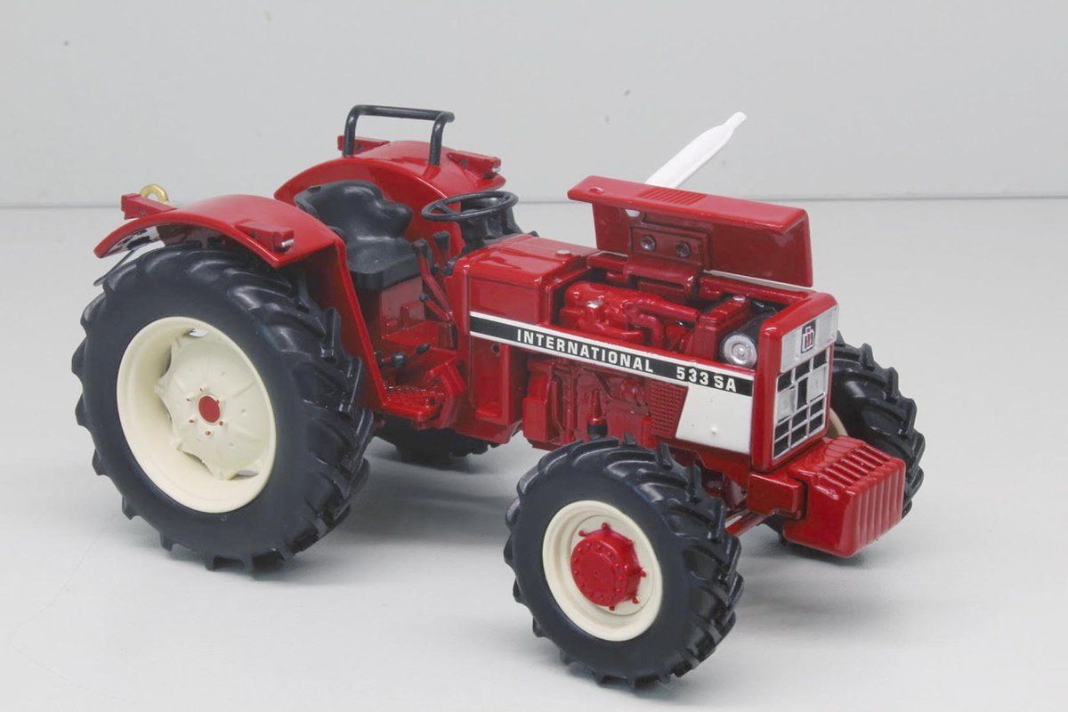 Metalowy model kolekcjonerski traktora IHC 533 SA 4x4 REPLICAGRI 1:32