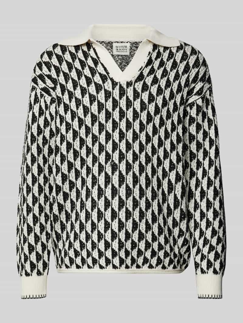 Sweter z dzianiny o kroju oversized z dekoltem w serek model ‘jacquard’