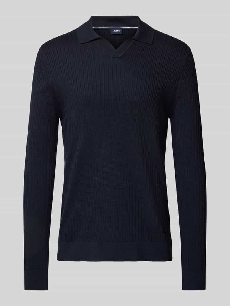 Sweter z dzianiny z dekoltem w serek model ‘Sachar’