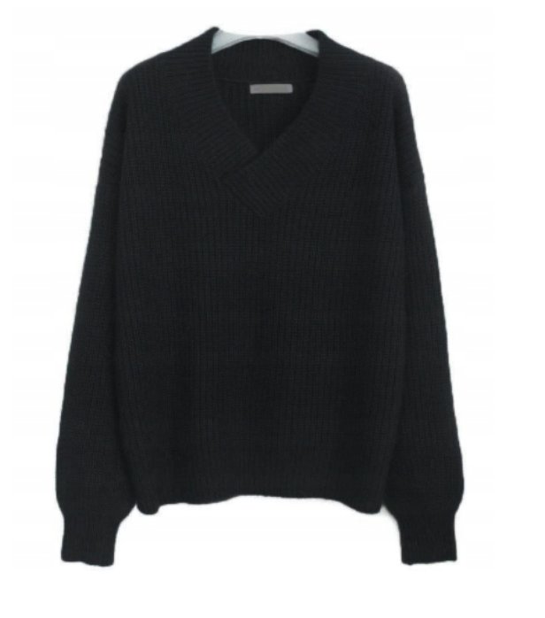 Sweter Damski Prążkowany z Dekoltem w Serek Czarny