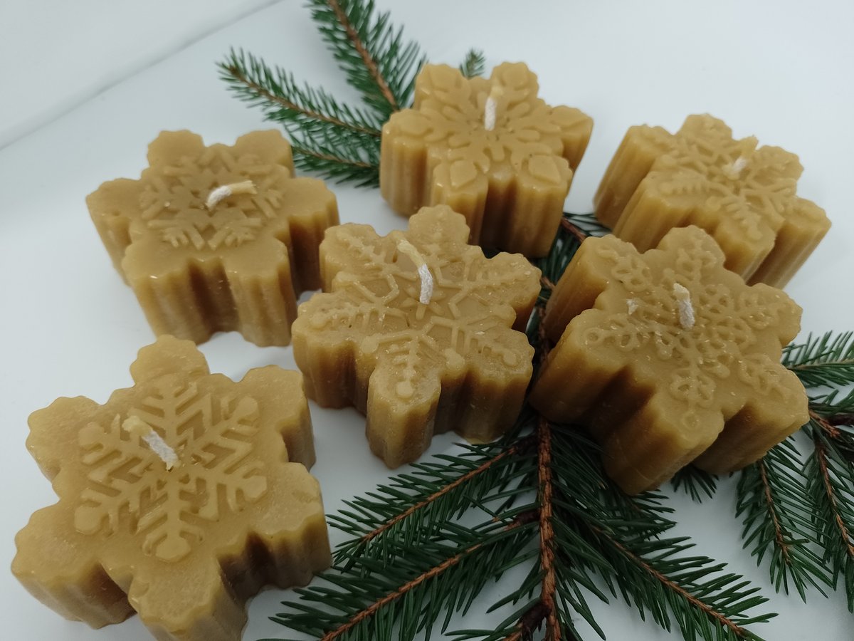 Świeca z wosku pszczelego. naturalna, prozdrowotna, świąteczna, ŚNIEŻYNKA