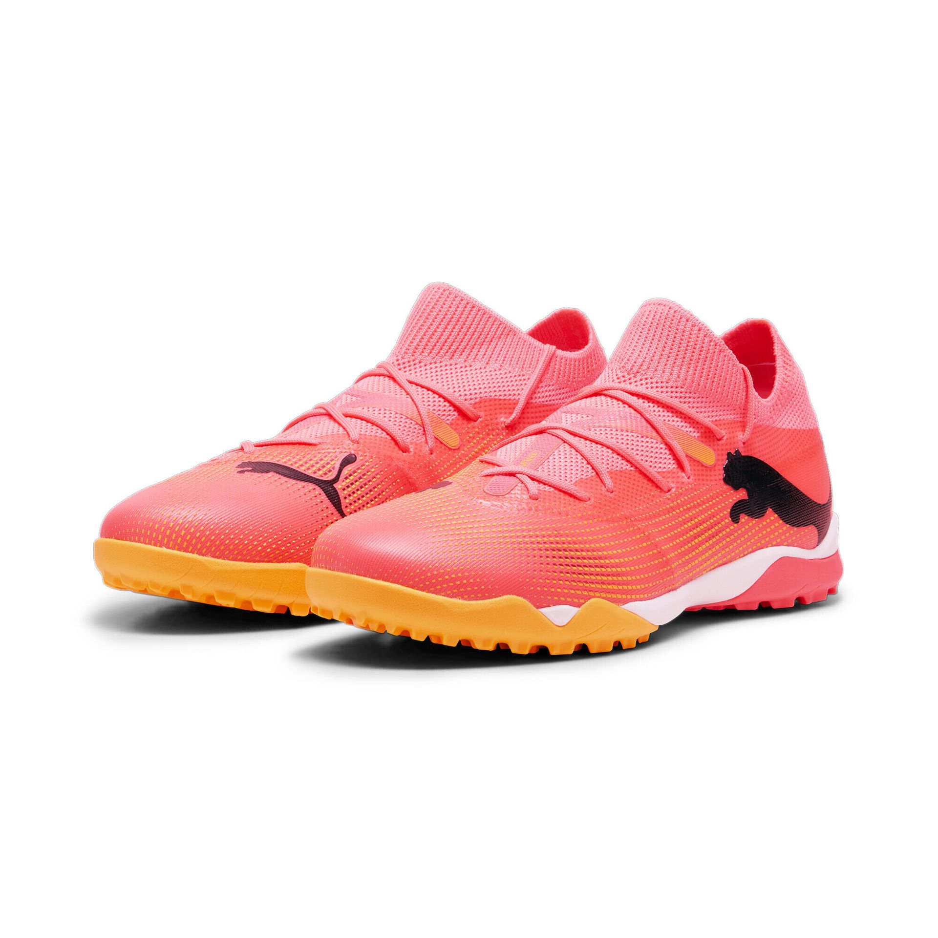 Buty piłkarskie Puma Future 7 Match TT 107720 03 46