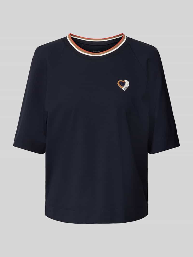 T-shirt o kroju relaxed fit z wiskozy z naszywką z logo