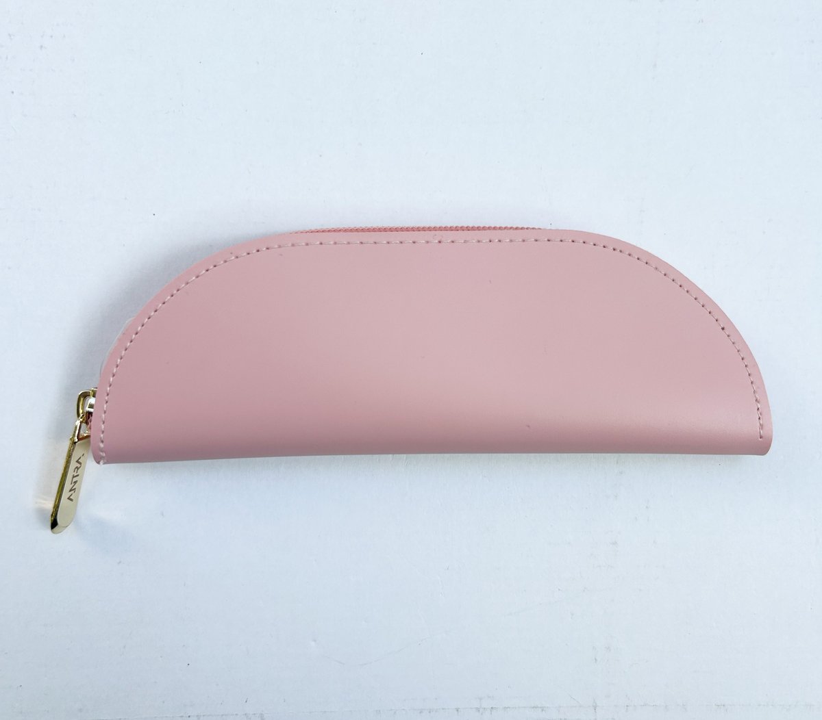 Piórnik Moon ciemnoróżowy