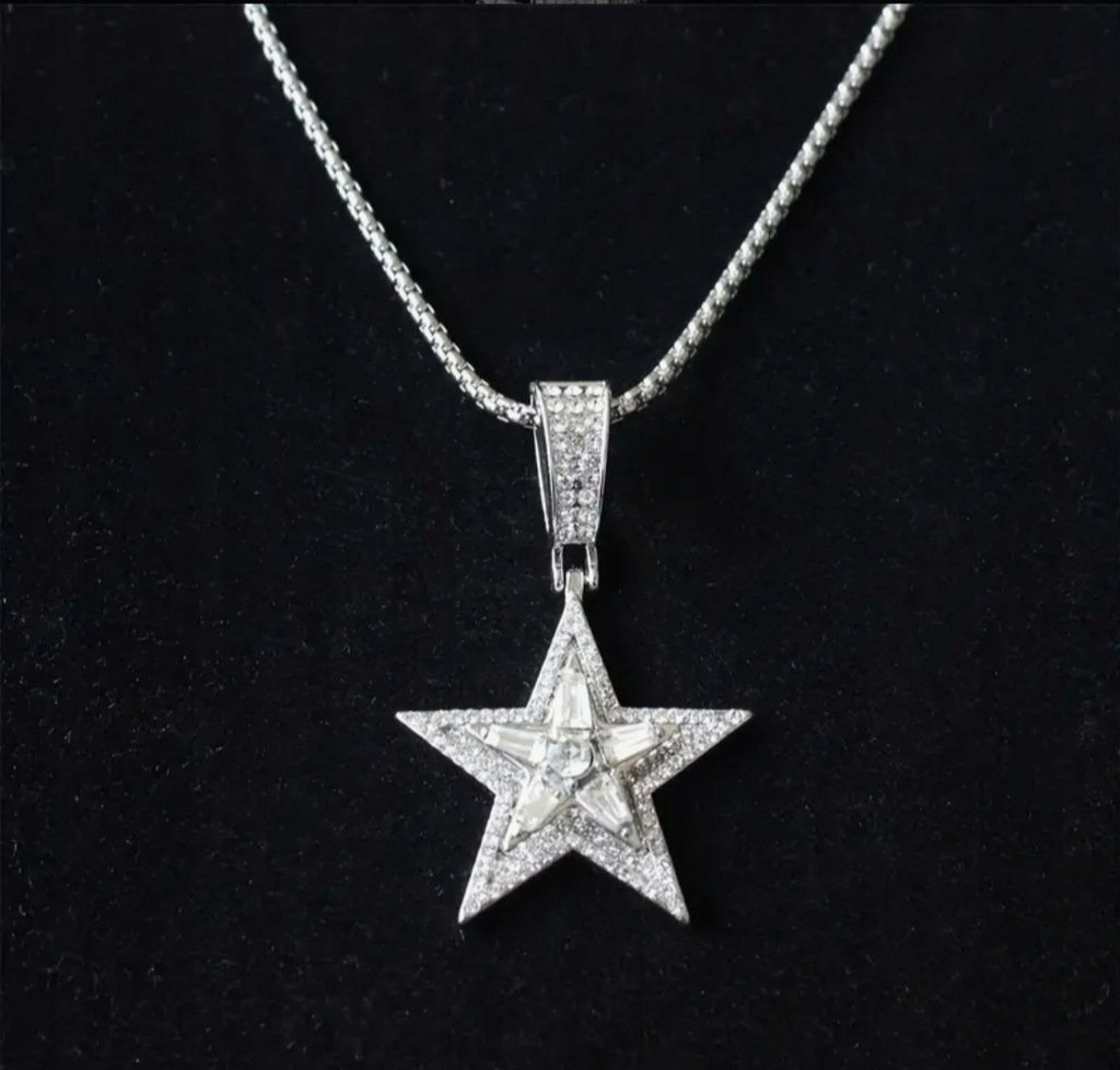 Naszyjnik wisiorek gwiazda gwiazdka srebrna z diamentami Y2K prezent