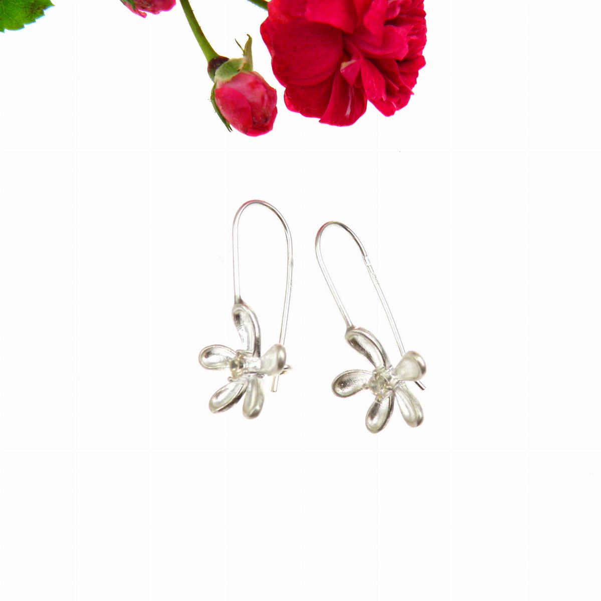 Kolczyki srebrne z małymi kwiatuszkami jasnymi- Subtell