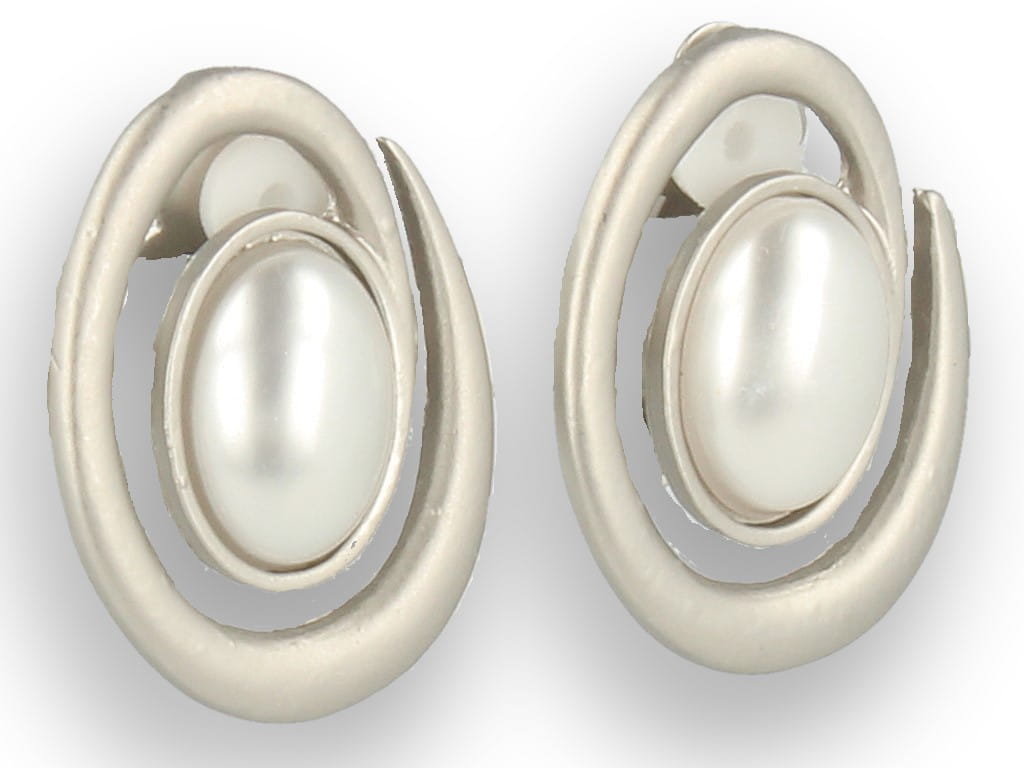 Klipsy do uszu srebrne z perłowym oczkiem