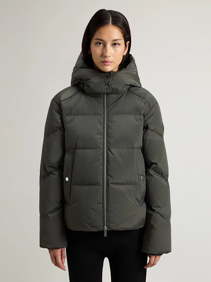 Woolrich Kurtka puchowa w kolorze ciemnozielonym