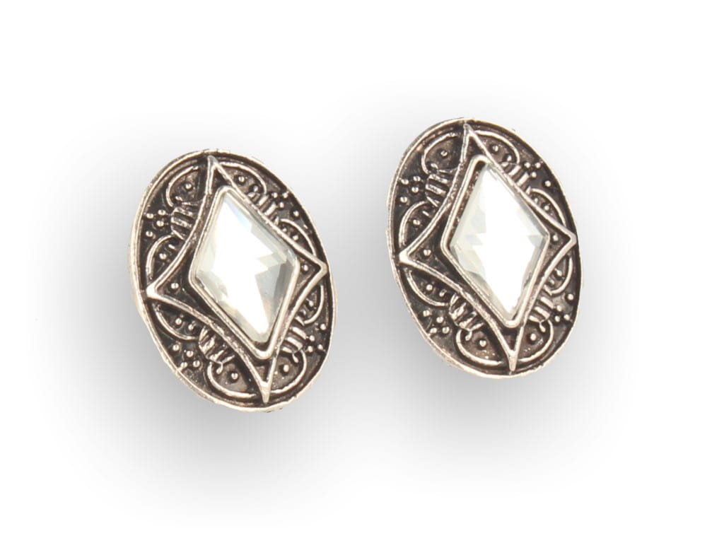 Klipsy do uszu z kryształkiem