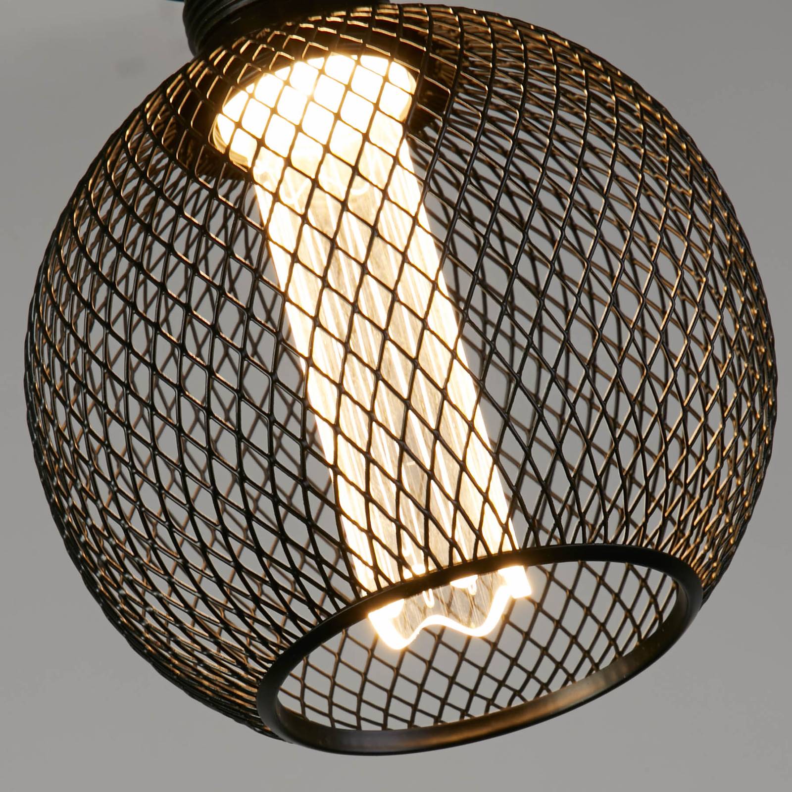 Searchlight Żarówka LED Deco Globe E27 4,5W 2.700K czarna Mesh