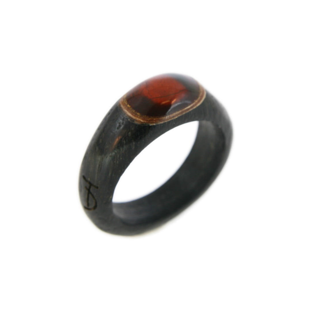 Pierścionek bursztyn bałtycki, czarny dąb, owalny , unisex, różne rozmiary 7524
