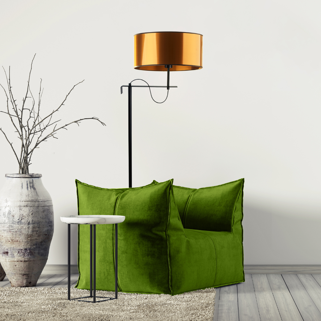 Miedziana lampa stojąca do salonu na czarnym stelażu KAMERUN MIRROR