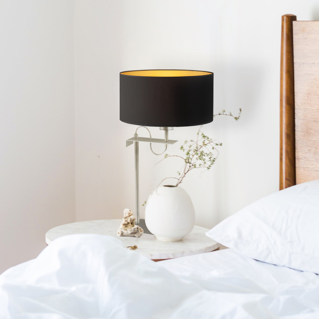Srebrna lampka nocna do sypialni ALASKA GOLD z designerskim abażurem