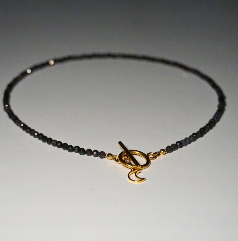 Naszyjnik Toggle Szafir Ciemny 3mm - Crystals Break