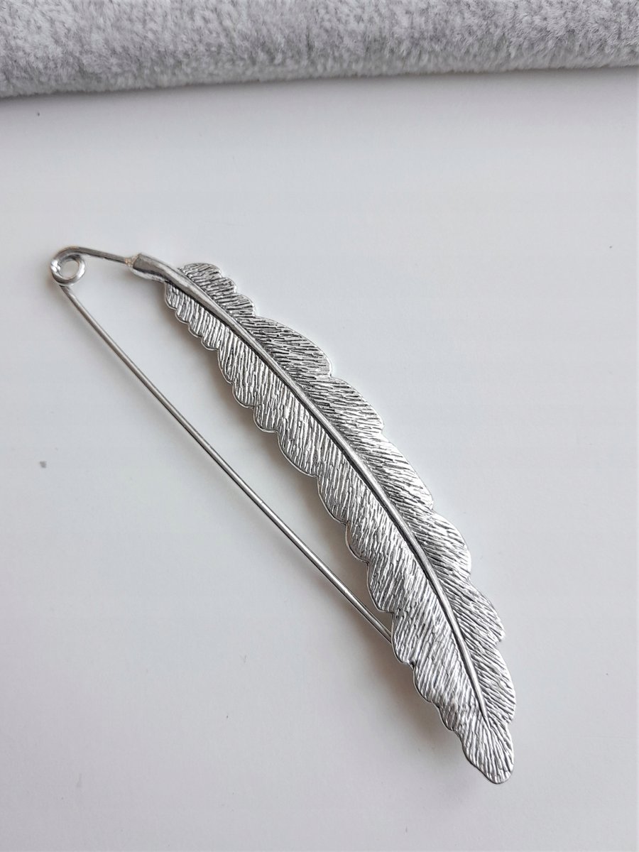 DUŻA BROSZKA LIŚĆ AGRAFKA 9,5 cm SREBRNA PRZYPINKA