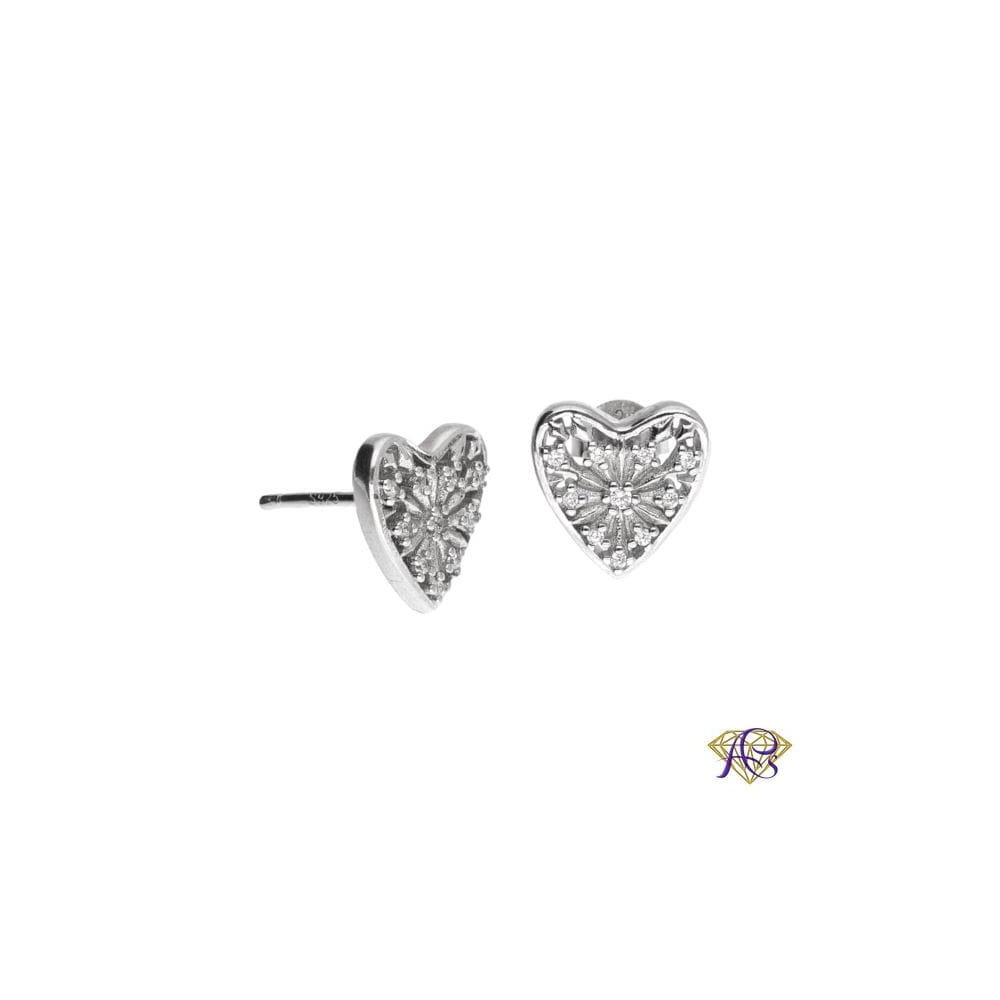 Kolczyki srebrne na sztyfcie w kształcie serc