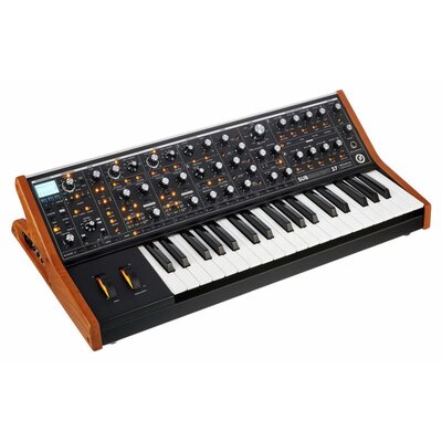 Moog SUBsequent 37 - syntezatory - synth