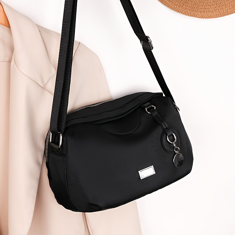 TEMU Modna Lekka Torba na Ramię z Nylonu dla Kobiet - Regulowany Pasek, Zamek Błyskawiczny, Modna Jednokolorowa Torebka z Wieloma Kieszeniami i