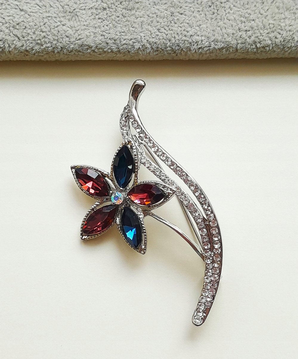 PIĘKNA SREBRNA BROSZKA KWIAT KWIATEK CYRKONIE BIAŁE RÓŻOWE NIEBIESKIE PIN