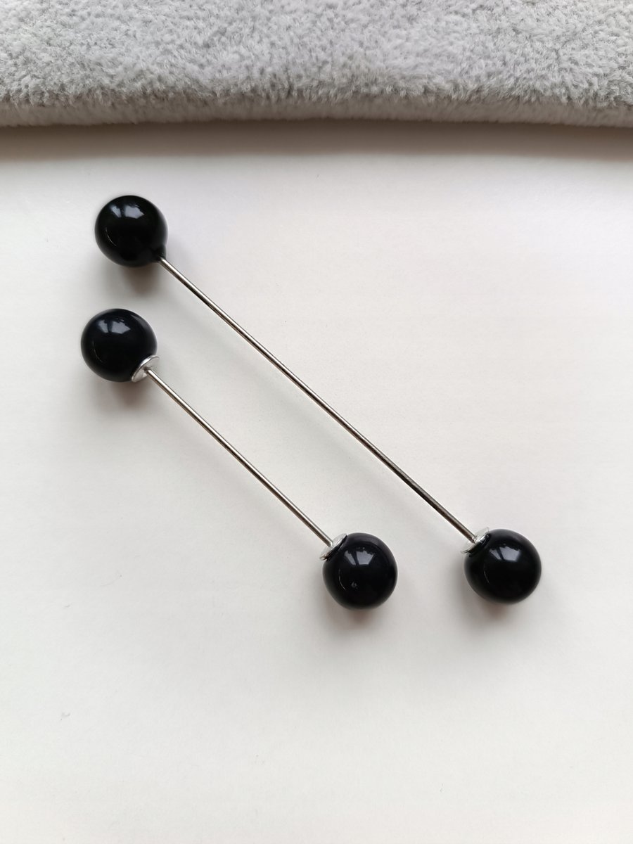 ZESTAW 2 BROSZKI SREBRNE SZPILKI DO SPIĘCIE SWETRA PIN CZARNE KULKI